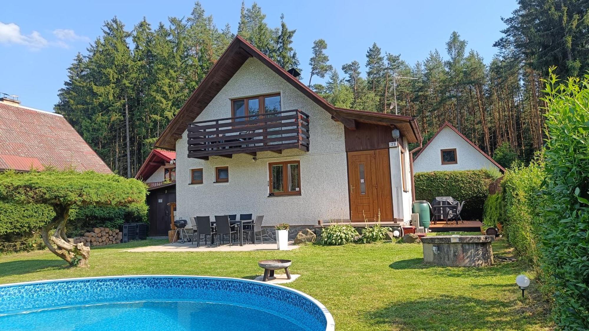 Chata Marecek - V Lesni Osade U Reky Luznice Skalice Exterior photo